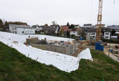 Baubeginn Neubau Wohnanlage Taufkirchen.